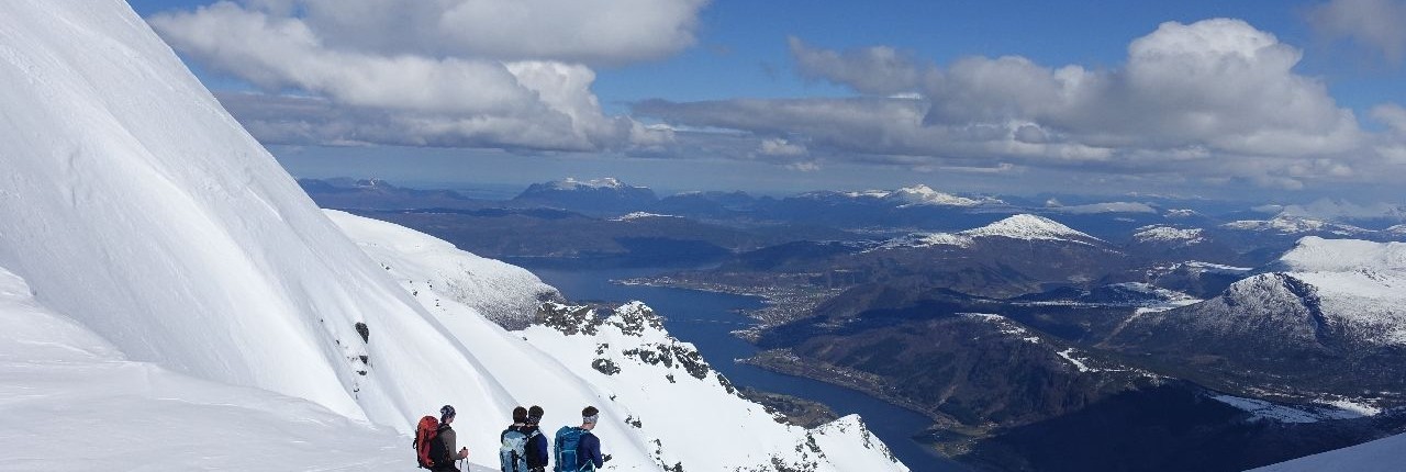 Skitouren mit fantastischen Weitblicken