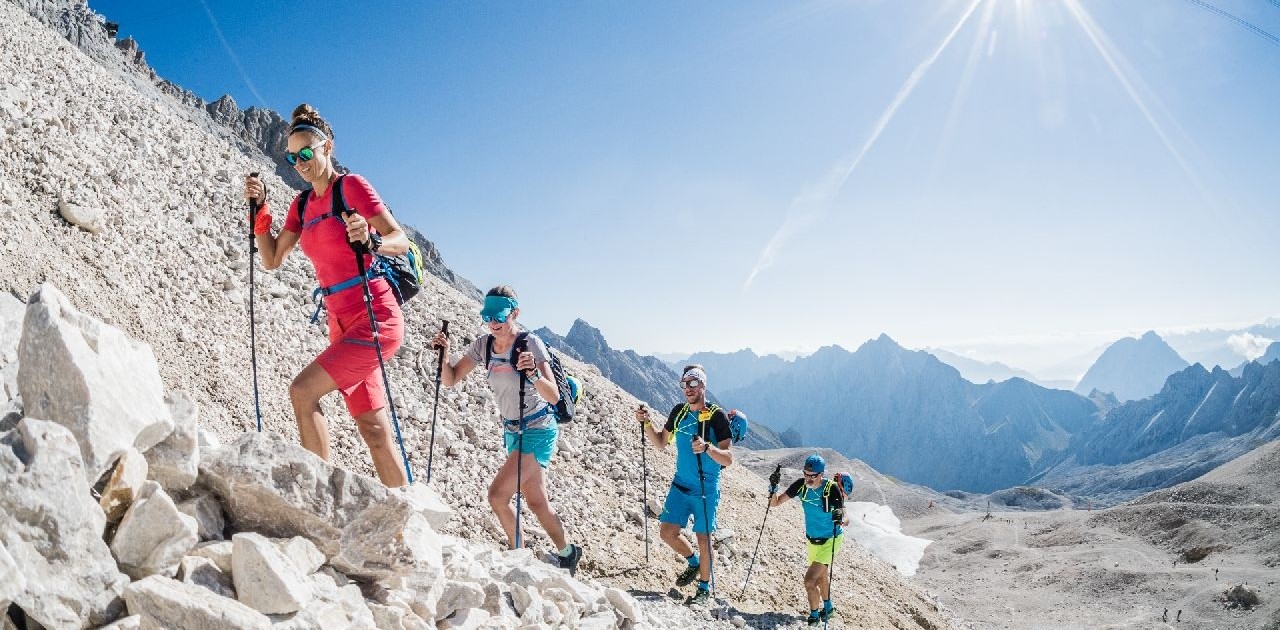 Einsamer Aufstieg während der Speedtransalp von Garmisch nach Meran