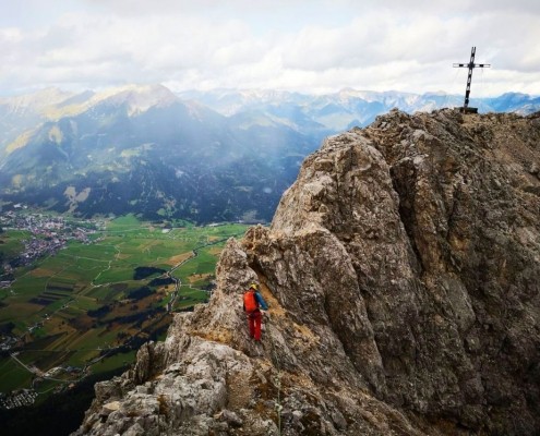 Am Seil zum Gipfel der Ehrwalder Sonnenspitze