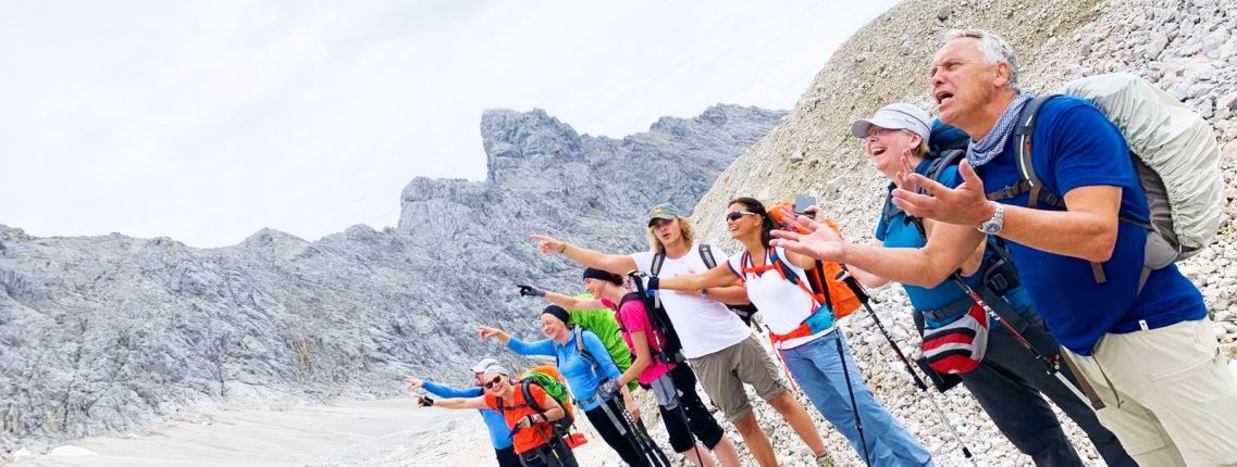 Das Ziel fest im Blick auf der Wanderung Zugspitze via Reintal